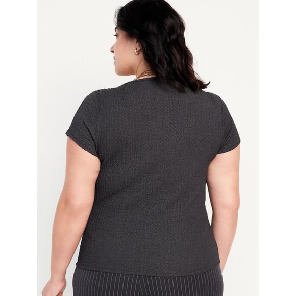 Old Navy Fitted Square-Neck T-Shirt in Textured Black - Picture 2 of 8